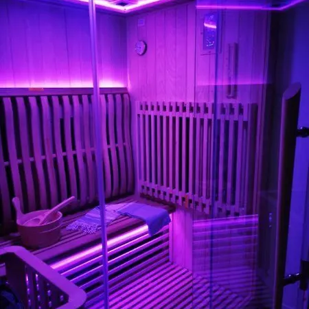 Love hotel Spabyelleetlui Rouge Ou Bleu *