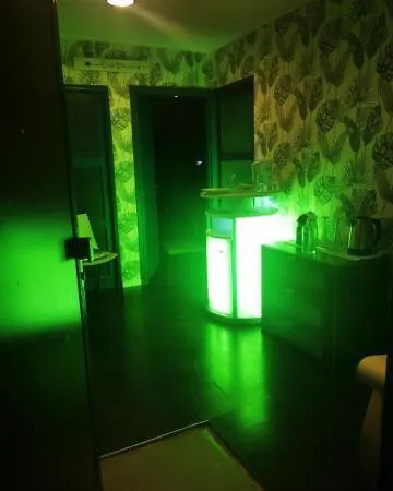 러브호텔 Spabyelleetlui Rouge Ou Bleu