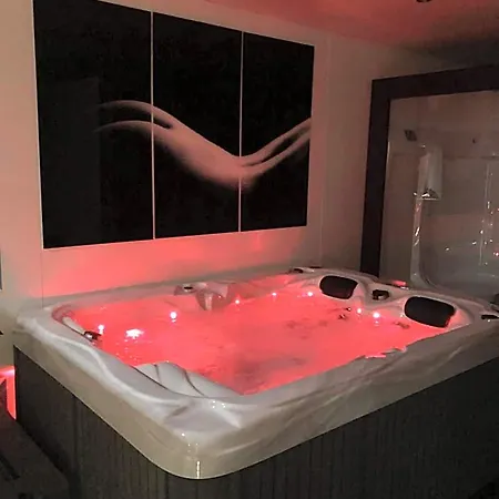 Hotel del amor Spabyelleetlui Rouge Ou Bleu