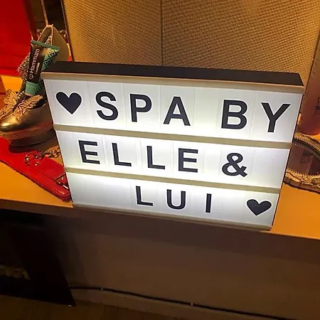 Spabyelleetlui Rouge Ou Bleu Hotel del amor *