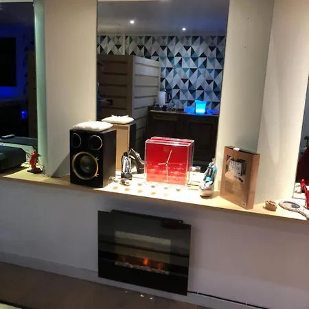 Spabyelleetlui Rouge Ou Bleu *