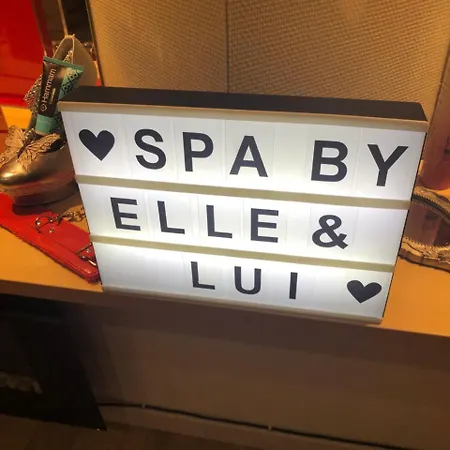 Love hotel Spabyelleetlui Rouge Ou Bleu Mouscron
