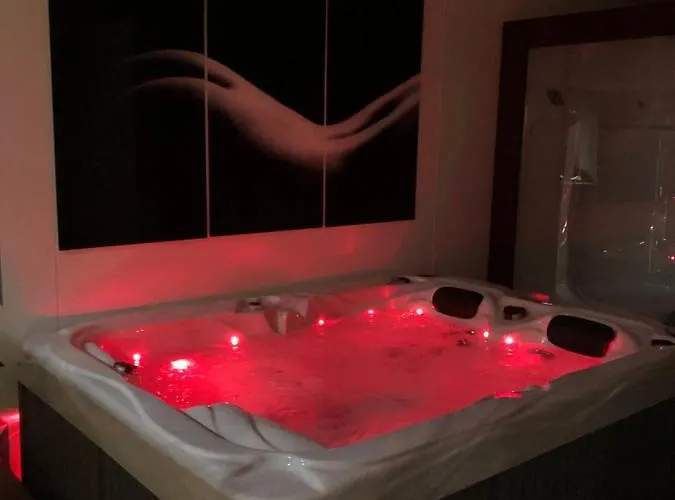 Spabyelleetlui Rouge Ou Bleu